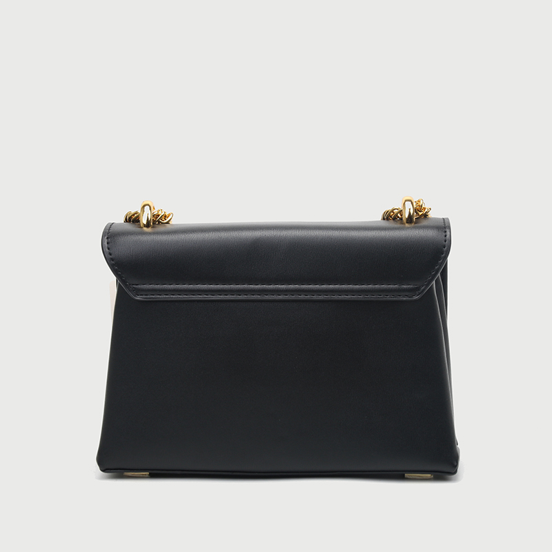 handbag with chain handle