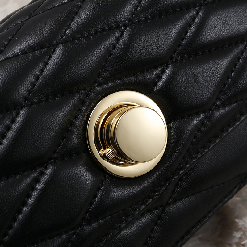 small black leather crossbody purse